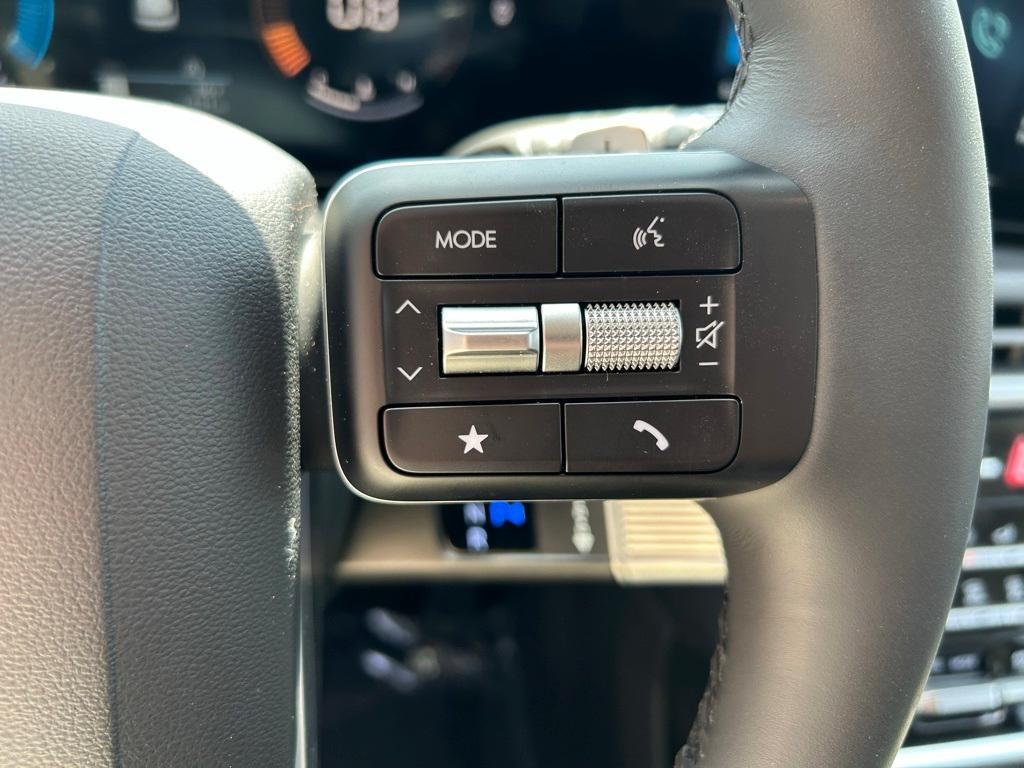 new 2025 Hyundai Santa Fe car, priced at $32,030