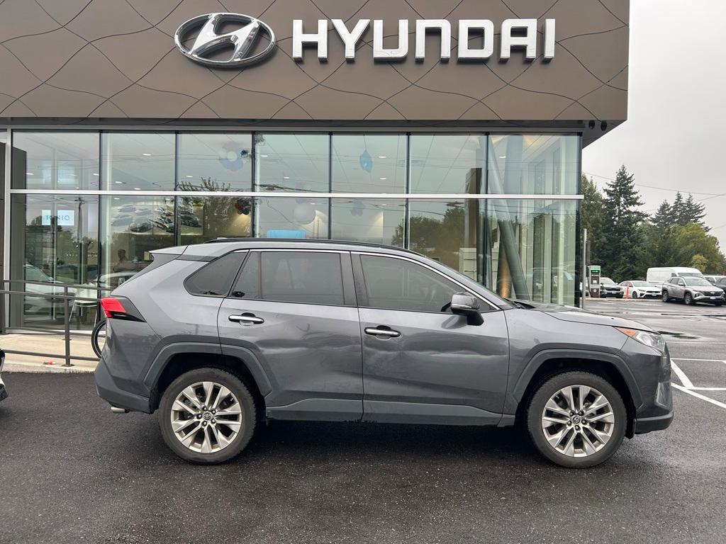 used 2019 Toyota RAV4 car, priced at $25,777