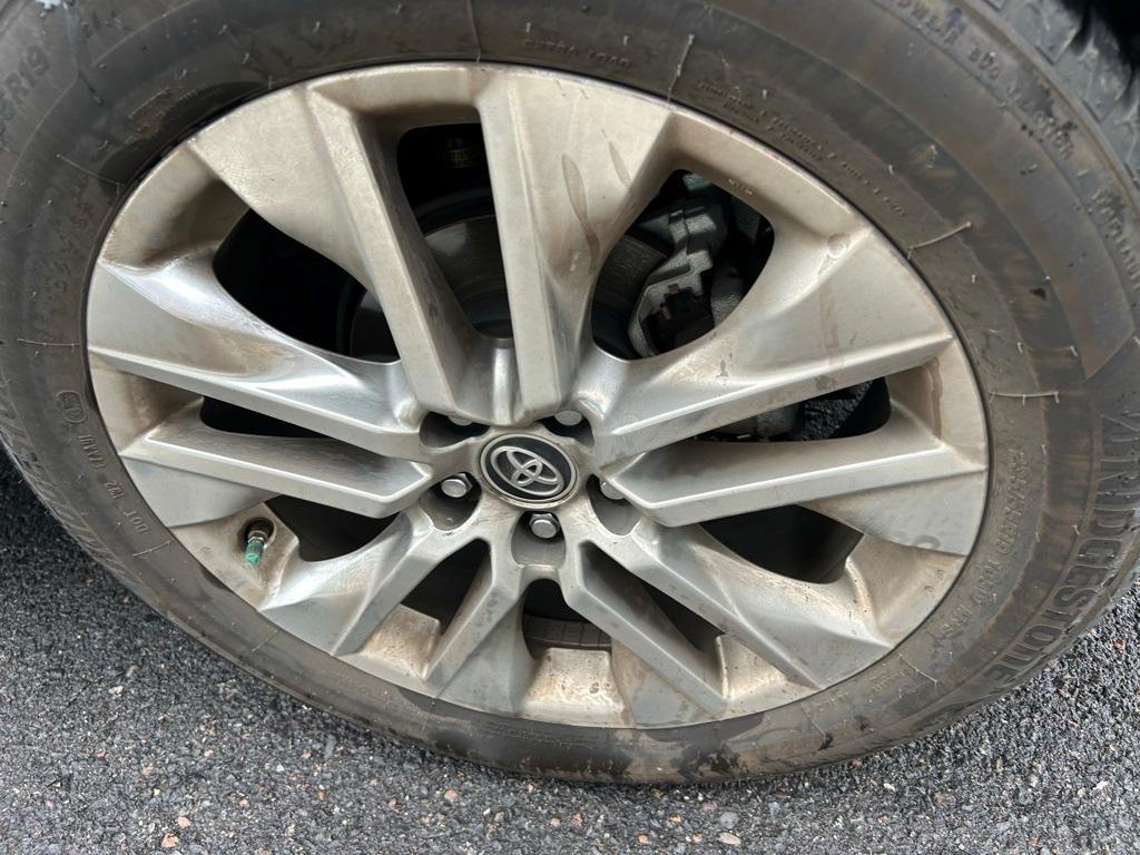 used 2019 Toyota RAV4 car, priced at $25,777