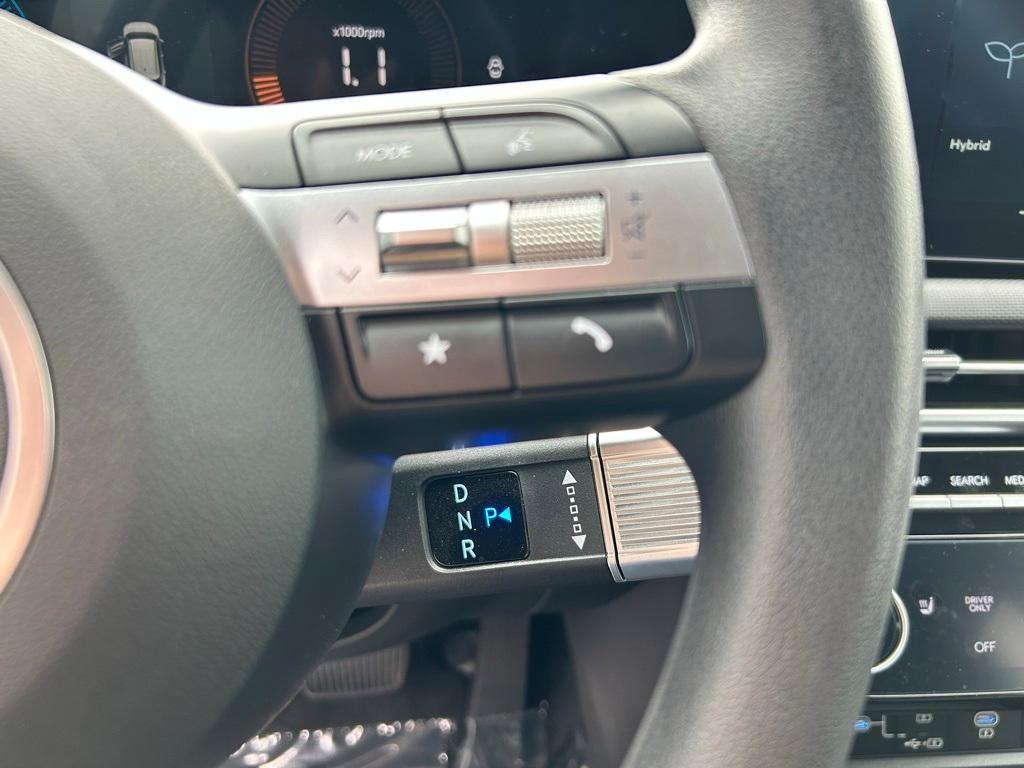 used 2025 Hyundai TUCSON Hybrid car, priced at $30,998