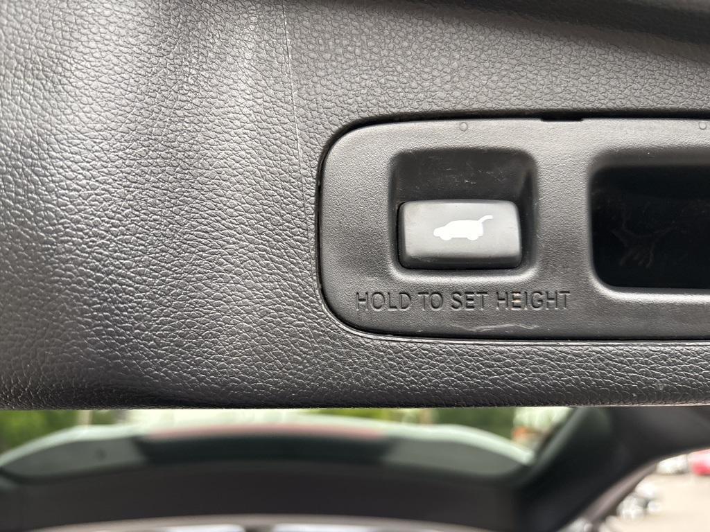 used 2020 Honda CR-V car, priced at $26,200