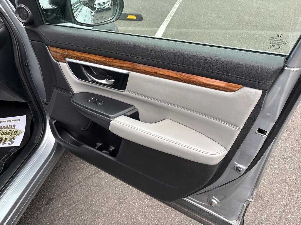 used 2020 Honda CR-V car, priced at $26,200