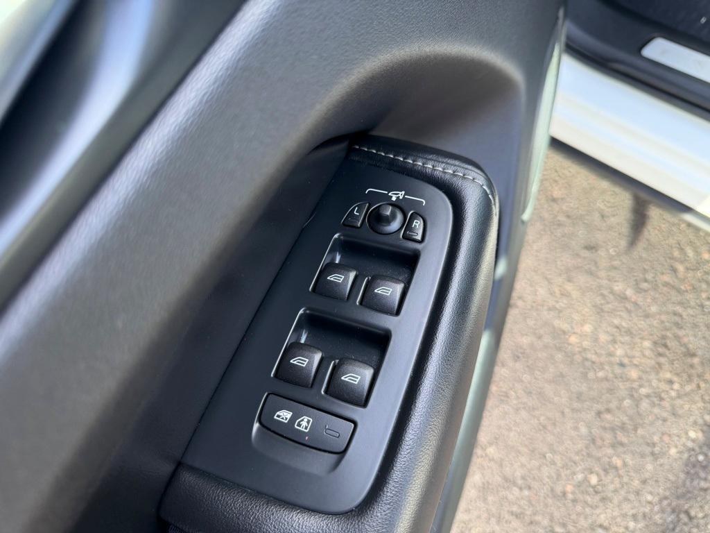 used 2018 Volvo XC60 car, priced at $24,998