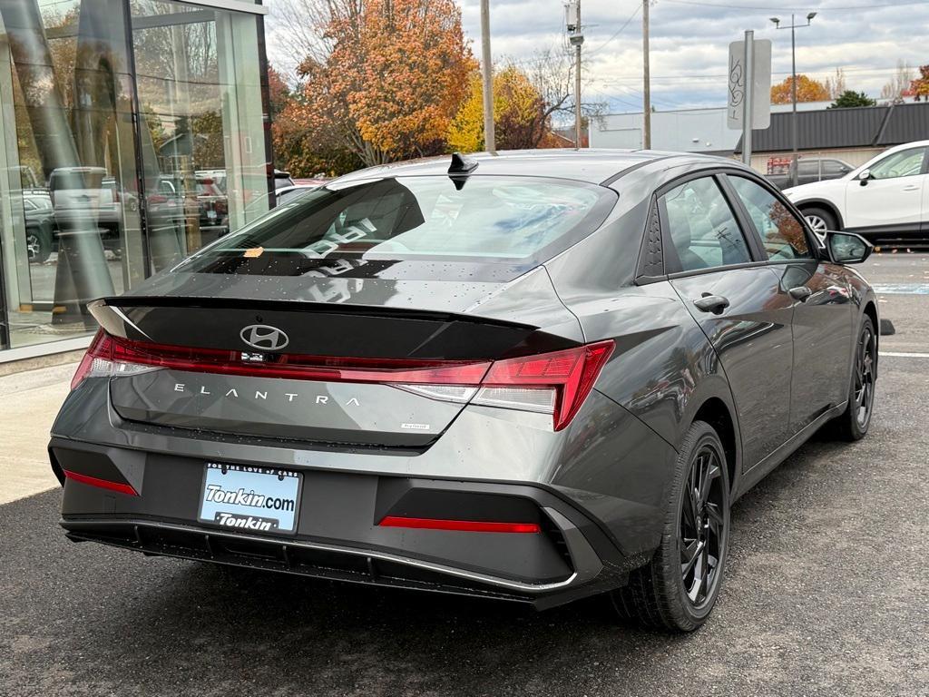 new 2026 Hyundai ELANTRA HEV car, priced at $29,552