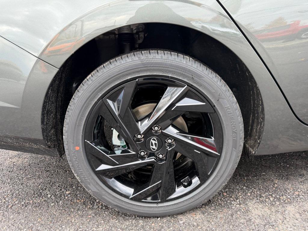 new 2026 Hyundai ELANTRA HEV car, priced at $29,552