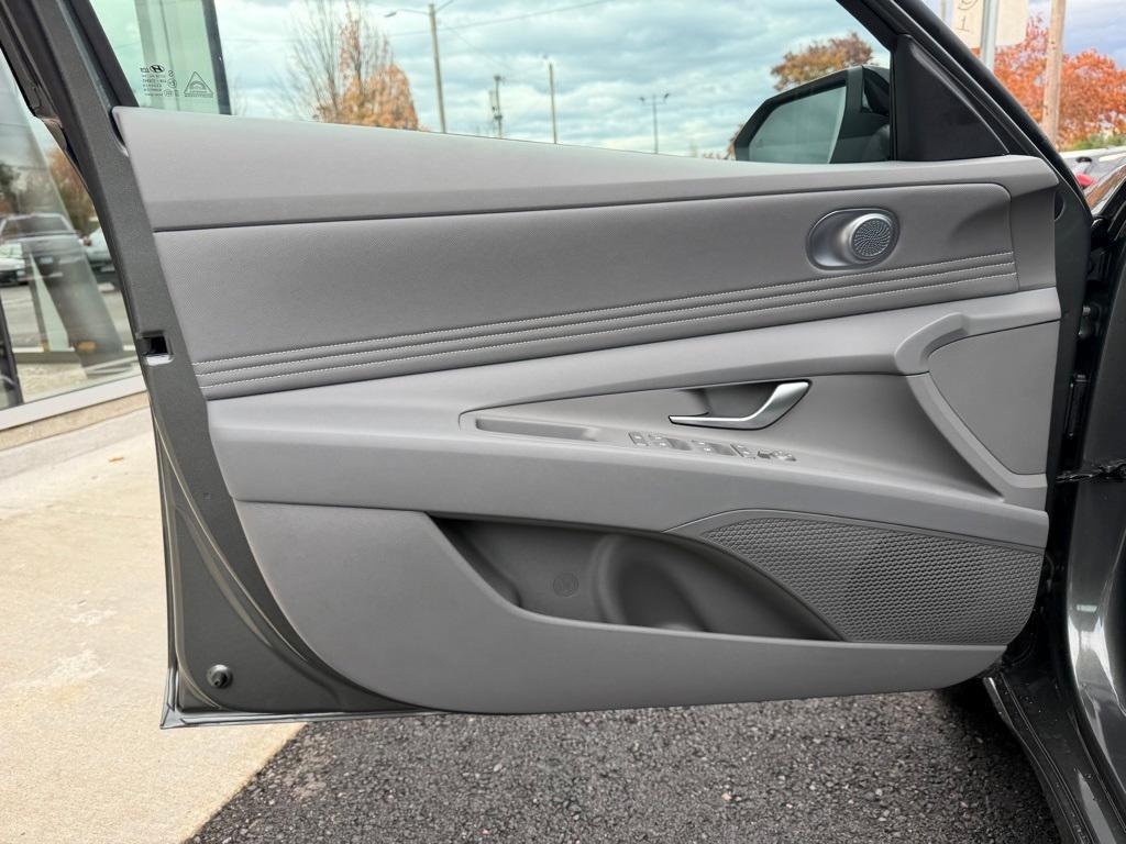 new 2026 Hyundai ELANTRA HEV car, priced at $29,552