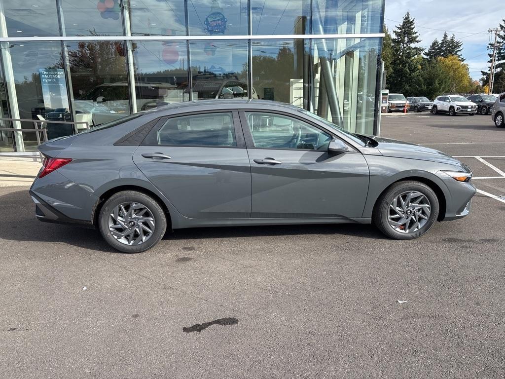 new 2025 Hyundai ELANTRA HEV car, priced at $25,165