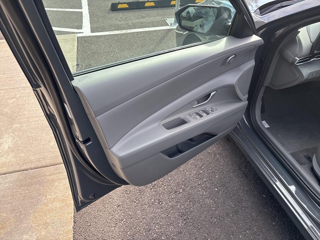 new 2025 Hyundai ELANTRA HEV car, priced at $25,165