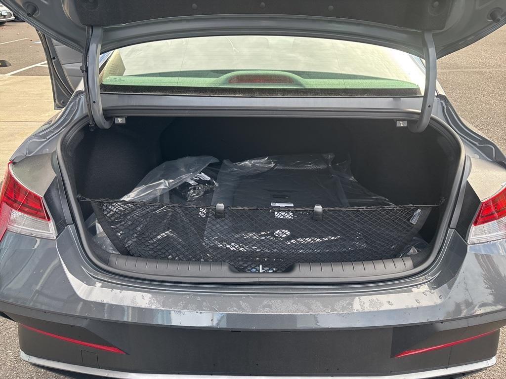 new 2025 Hyundai ELANTRA HEV car, priced at $25,165