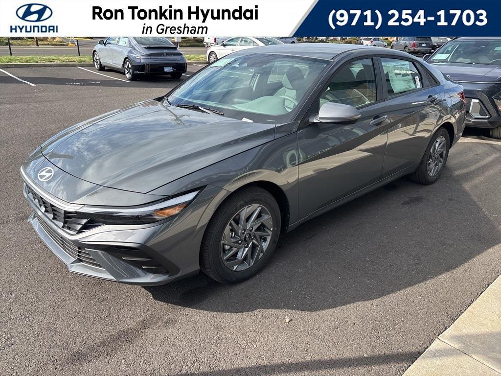 new 2025 Hyundai ELANTRA HEV car, priced at $25,165