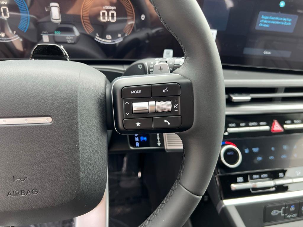 new 2025 Hyundai SANTA FE HEV car, priced at $39,934
