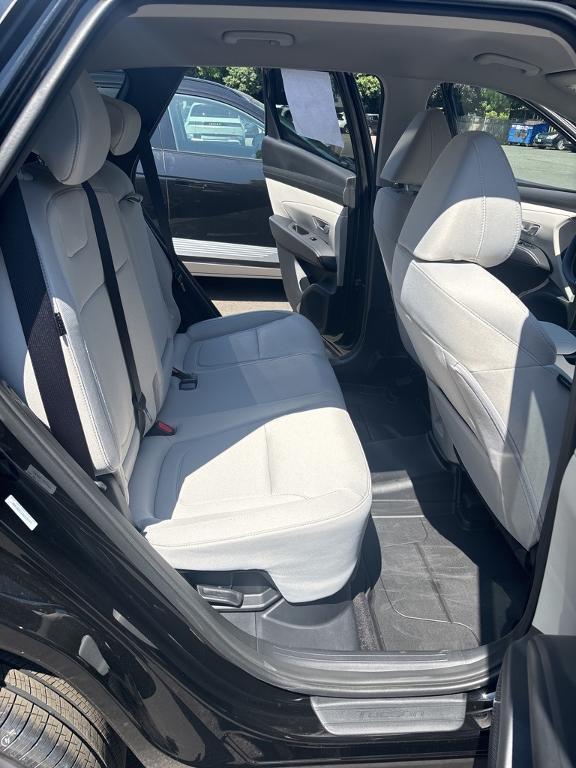 new 2025 Hyundai TUCSON Hybrid car, priced at $34,030