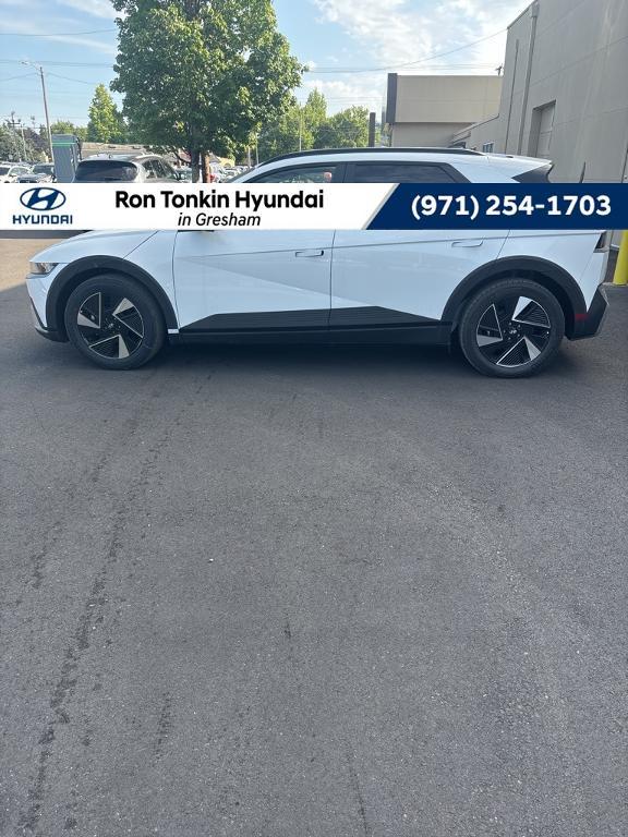 new 2025 Hyundai IONIQ 5 car, priced at $47,946