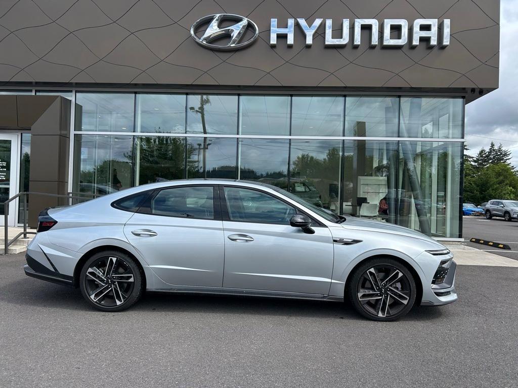 used 2024 Hyundai Sonata car, priced at $29,025