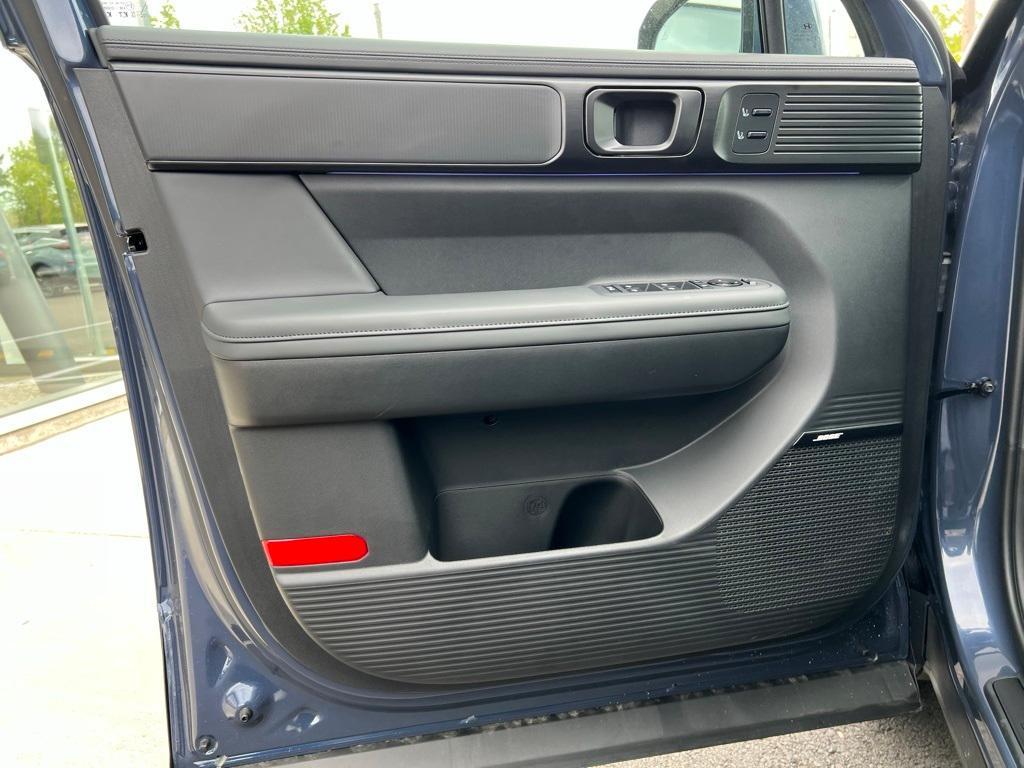 new 2025 Hyundai SANTA FE HEV car, priced at $49,125