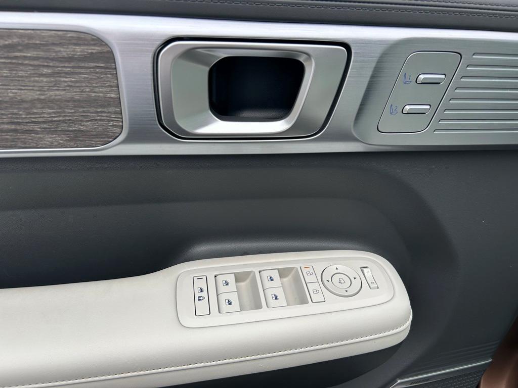 used 2024 Hyundai Santa Fe car, priced at $39,470