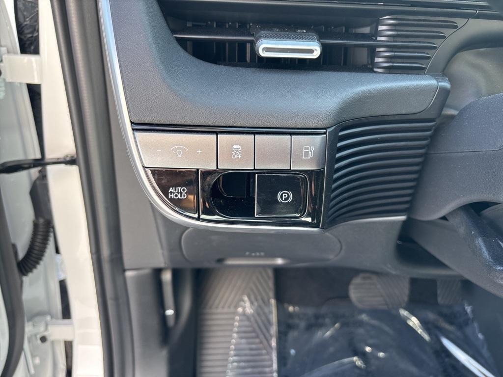 new 2025 Hyundai IONIQ 5 car, priced at $41,007