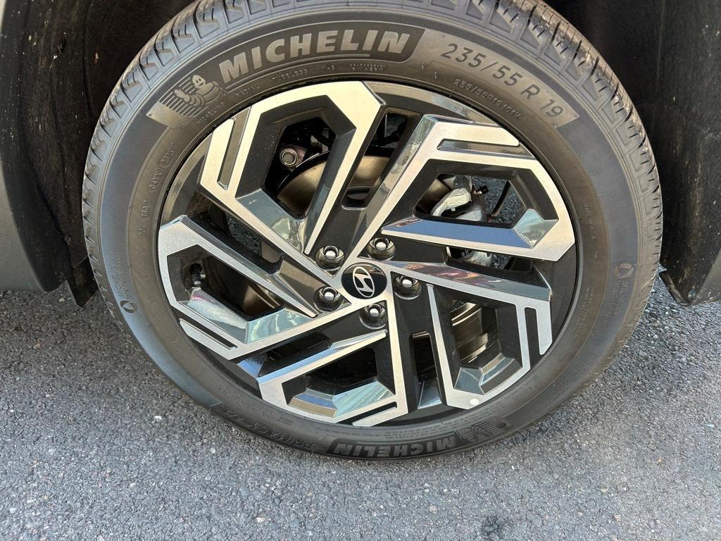 new 2025 Hyundai Tucson car, priced at $41,540