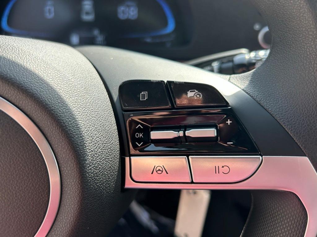 new 2025 Hyundai Elantra car, priced at $22,750