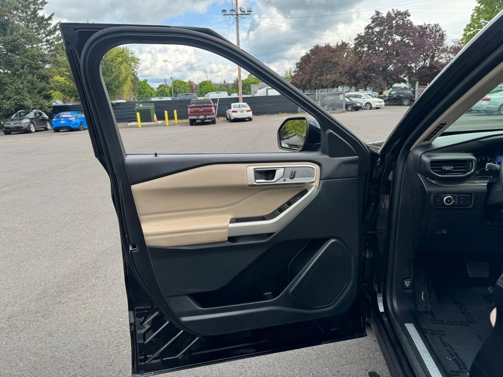 used 2023 Ford Explorer car, priced at $33,756