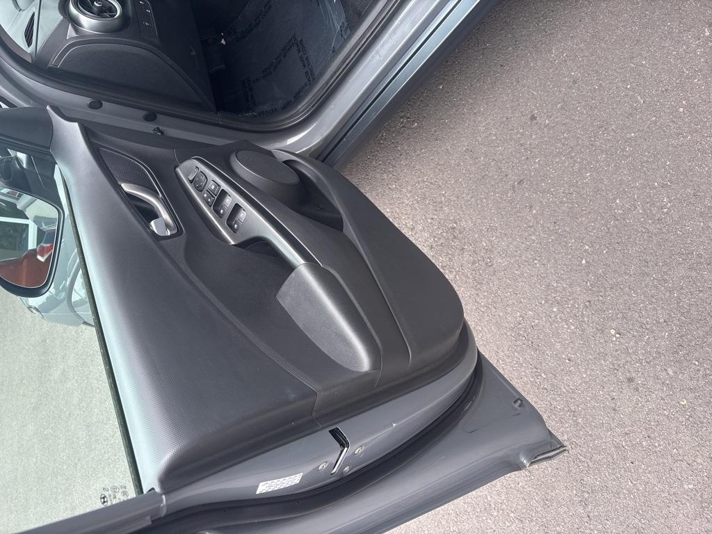 used 2022 Hyundai Kona EV car, priced at $21,998