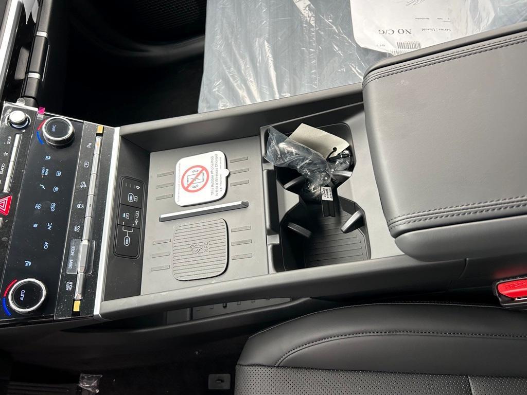 new 2025 Hyundai Santa Fe car, priced at $37,543