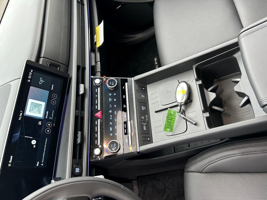 new 2025 Hyundai SANTA FE HEV car, priced at $48,853