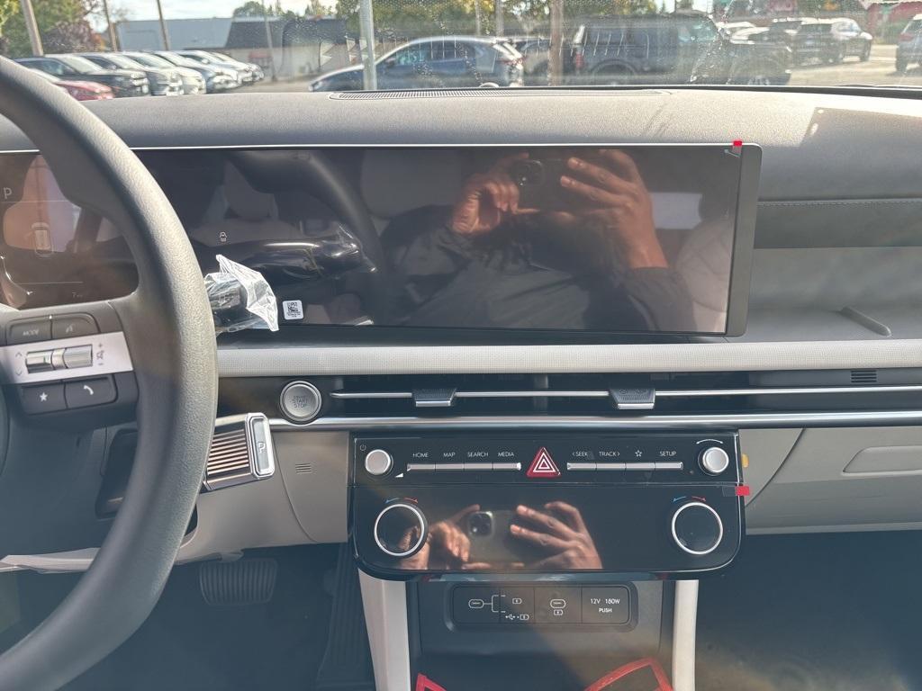 new 2026 Hyundai TUCSON Hybrid car, priced at $35,537