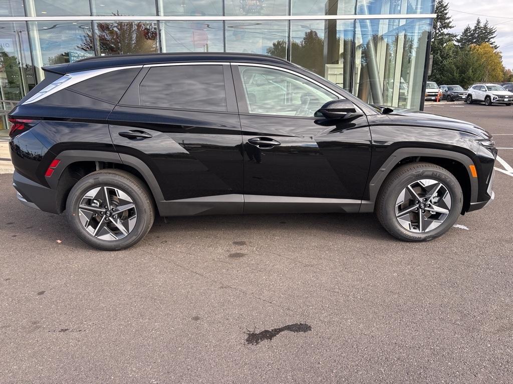 new 2026 Hyundai TUCSON Hybrid car, priced at $35,537