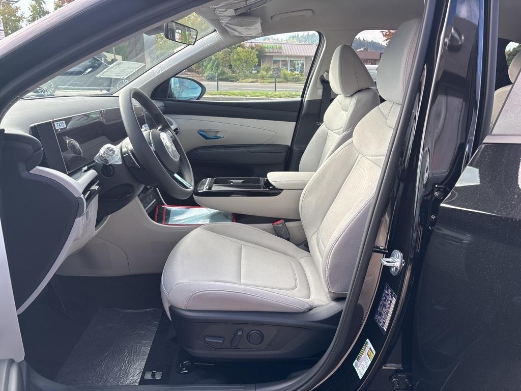 new 2026 Hyundai TUCSON Hybrid car, priced at $35,537