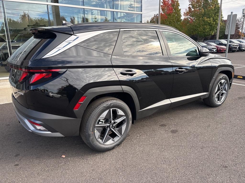 new 2026 Hyundai TUCSON Hybrid car, priced at $35,537