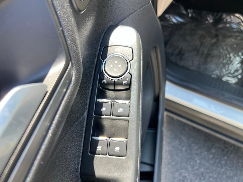 used 2022 Ford Escape car, priced at $23,682
