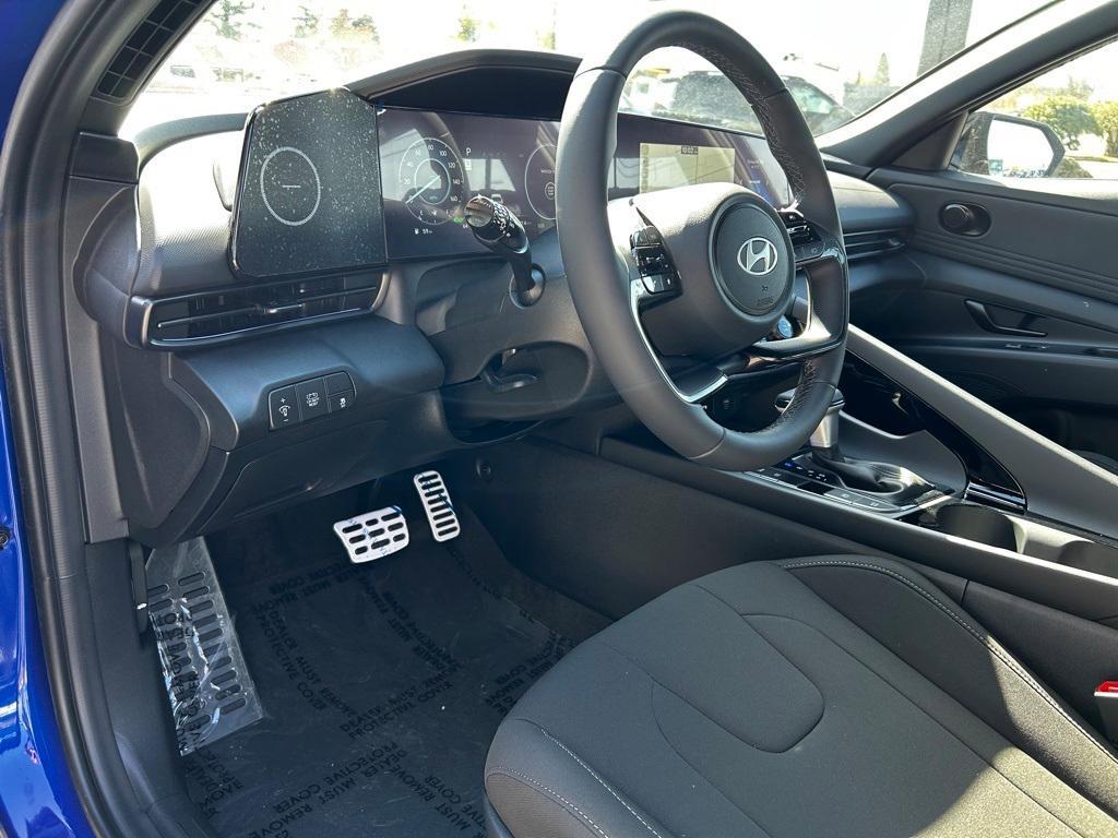 new 2025 Hyundai ELANTRA HEV car, priced at $27,120