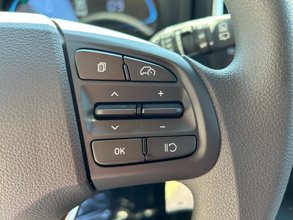 new 2025 Hyundai Venue car, priced at $21,905