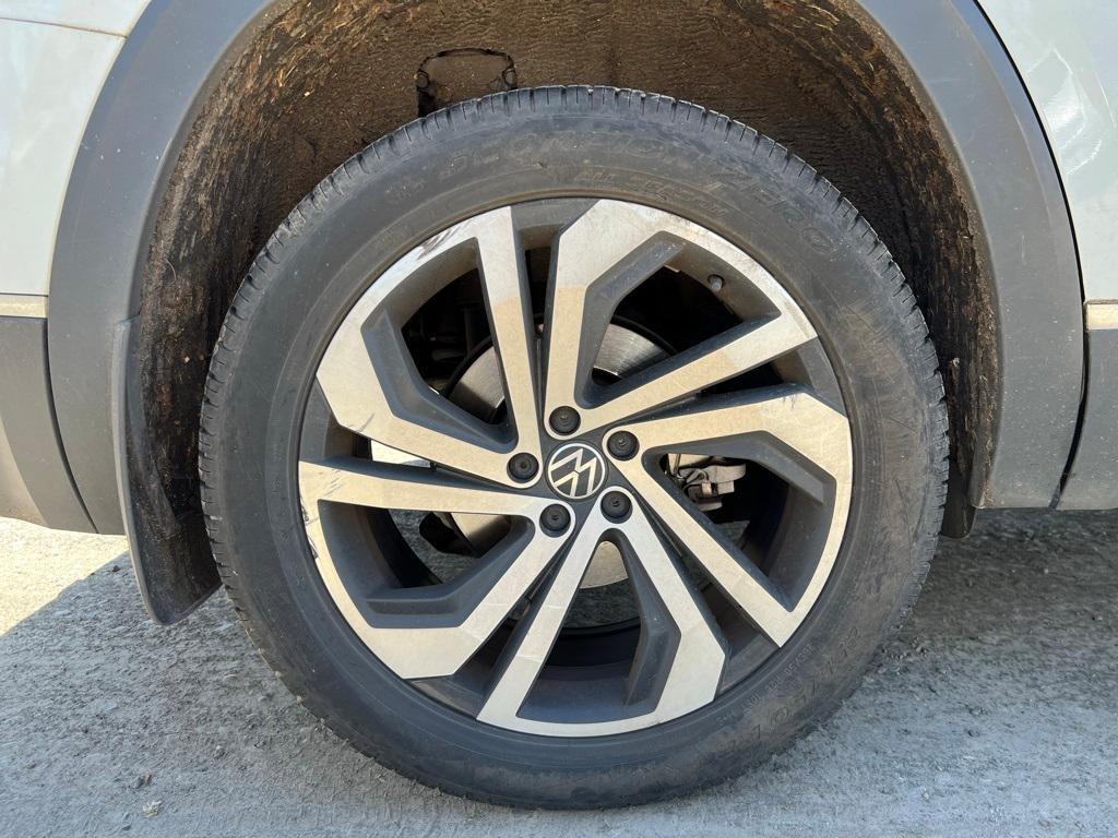 used 2021 Volkswagen Atlas car, priced at $34,998