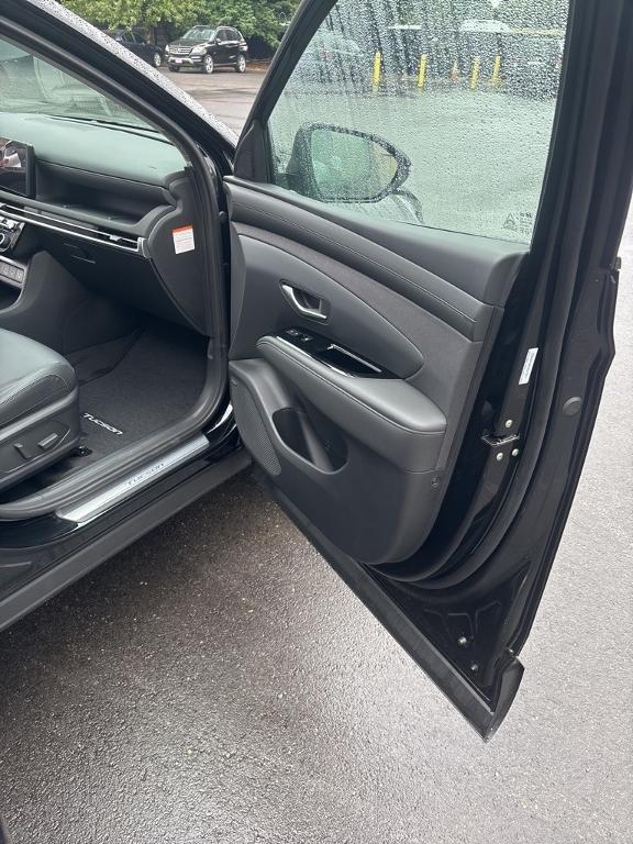 new 2025 Hyundai TUCSON Hybrid car, priced at $42,090