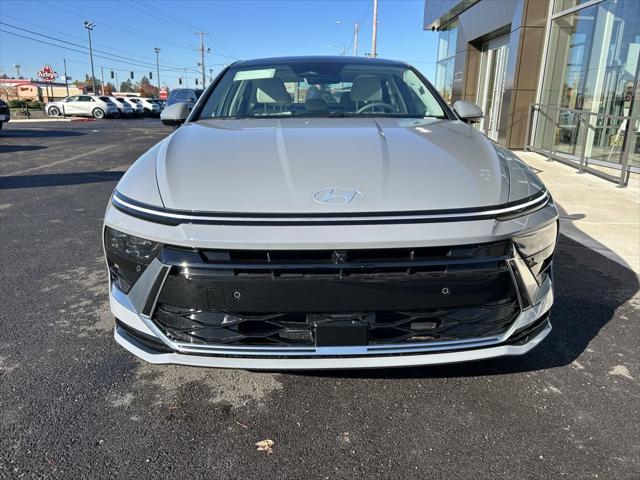 new 2025 Hyundai Sonata Hybrid car, priced at $38,160