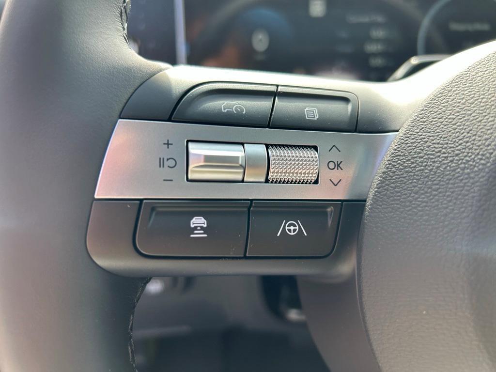 new 2025 Hyundai TUCSON Hybrid car, priced at $42,175
