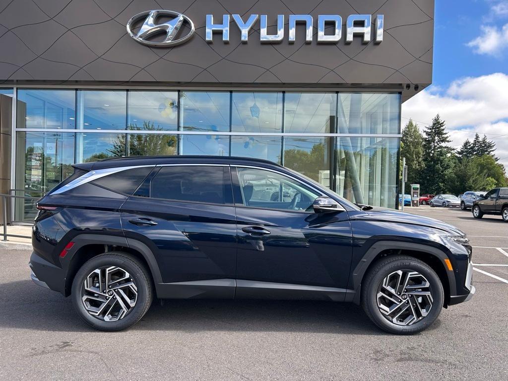 new 2025 Hyundai TUCSON Hybrid car, priced at $42,175