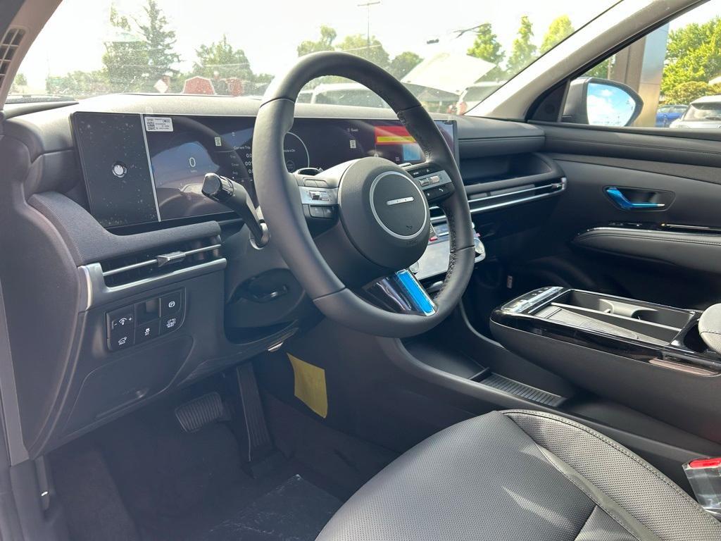 new 2025 Hyundai TUCSON Hybrid car, priced at $42,175