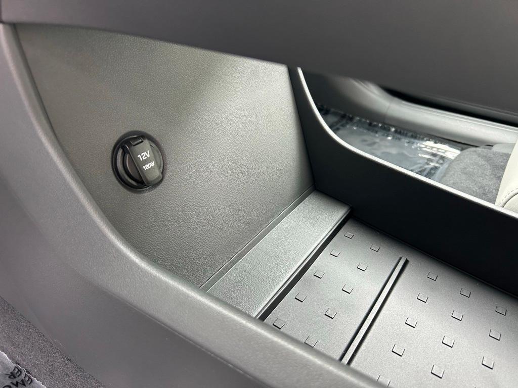 new 2025 Hyundai SANTA FE HEV car, priced at $49,125