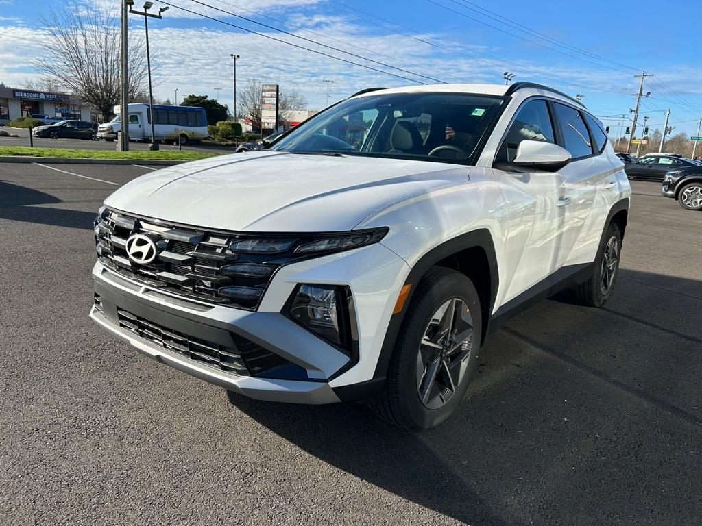new 2025 Hyundai Tucson car, priced at $31,900