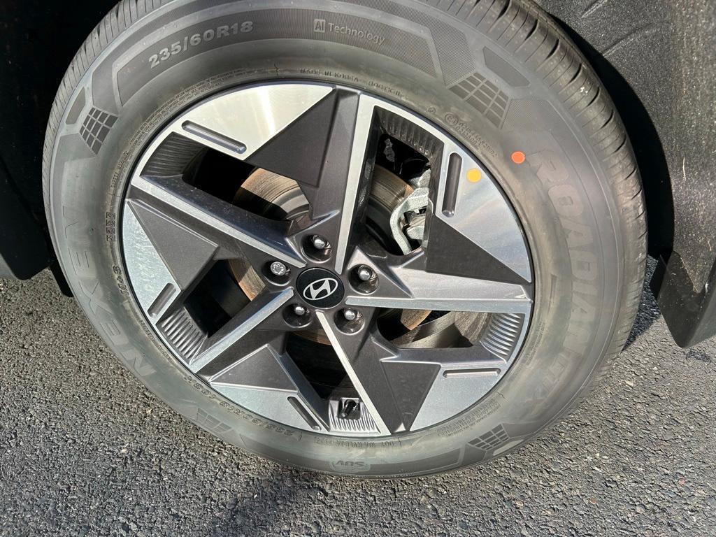 new 2025 Hyundai Tucson car, priced at $31,900