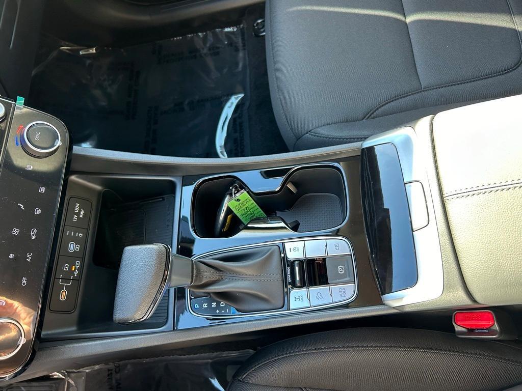 new 2025 Hyundai Tucson car, priced at $31,900