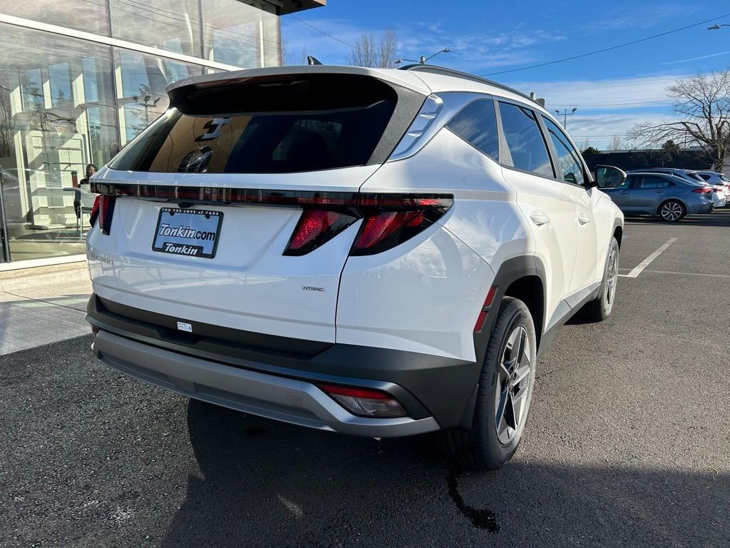 new 2025 Hyundai Tucson car, priced at $31,900