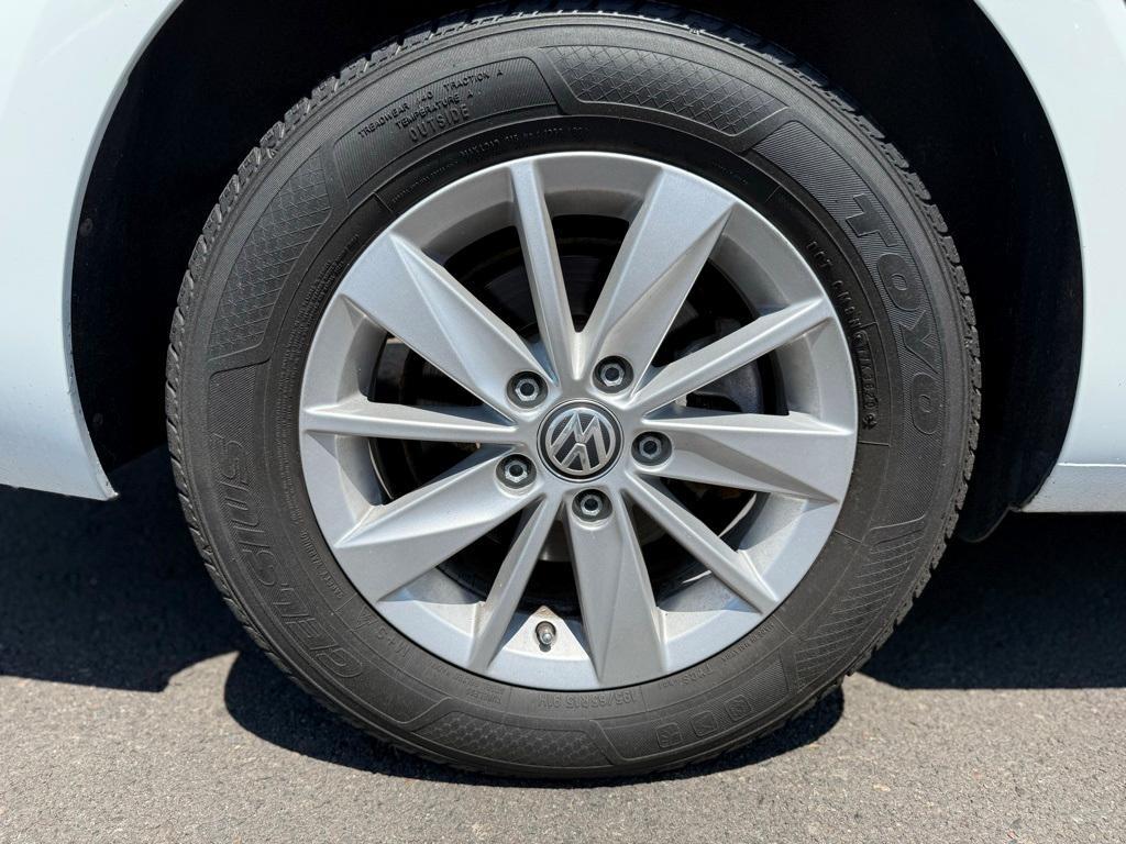 used 2017 Volkswagen Golf SportWagen car, priced at $13,500