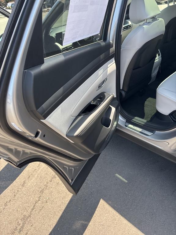 new 2025 Hyundai TUCSON Hybrid car, priced at $42,140