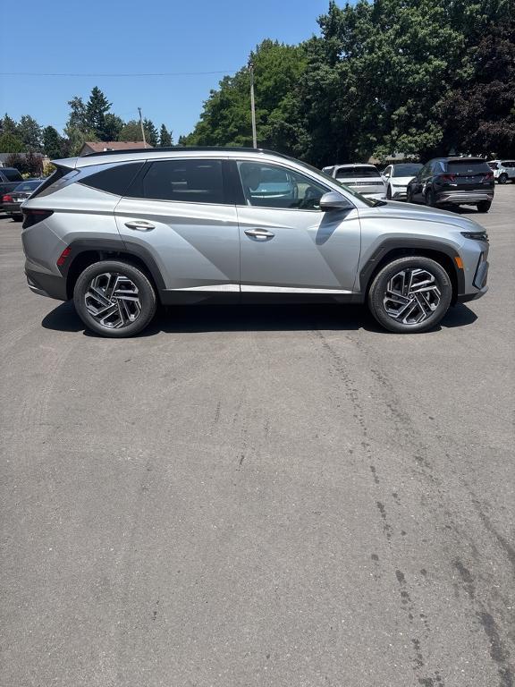 new 2025 Hyundai TUCSON Hybrid car, priced at $42,140