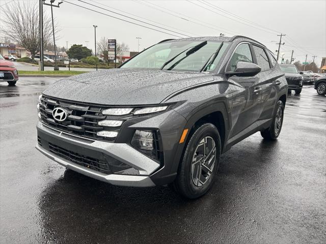 new 2025 Hyundai Tucson Hybrid car, priced at $35,005