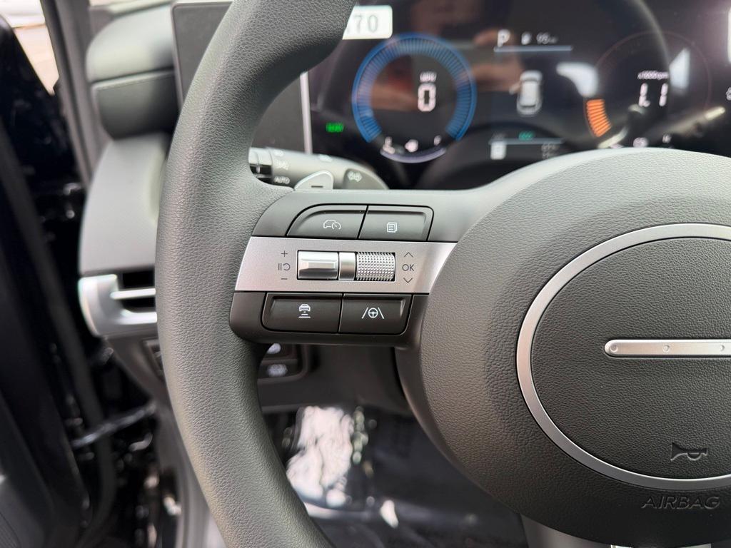 new 2026 Hyundai TUCSON Hybrid car, priced at $33,929